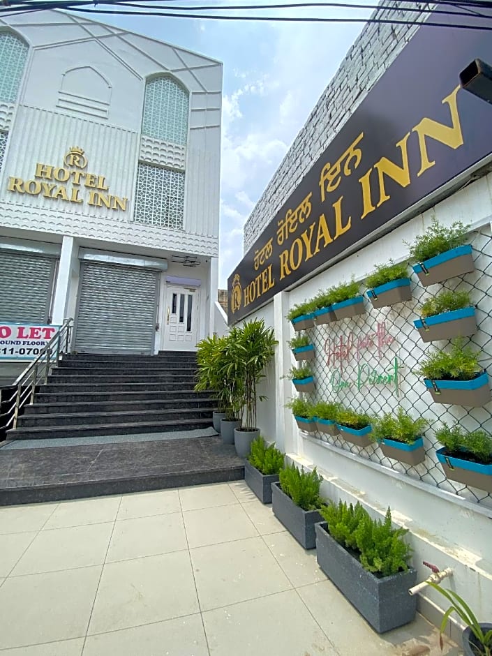 HOTEL ROYAL INN