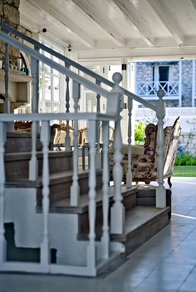 Hane Alaçatı Boutique Hotel
