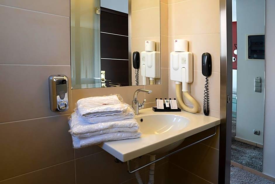 X Dream Hotel-Adults Only