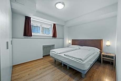 One-Bedroom Apartment with Garden View (4 People)