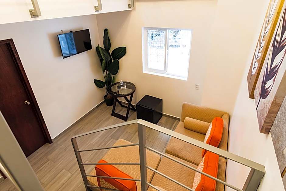 Hotel Revolucion