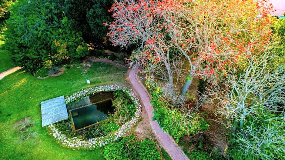 Rosedale Organic Farm Bed & Breakfast