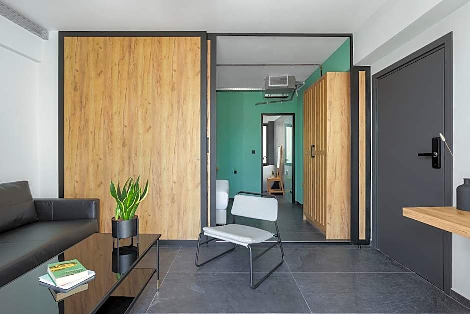 THE URBANIST •inner city residences•