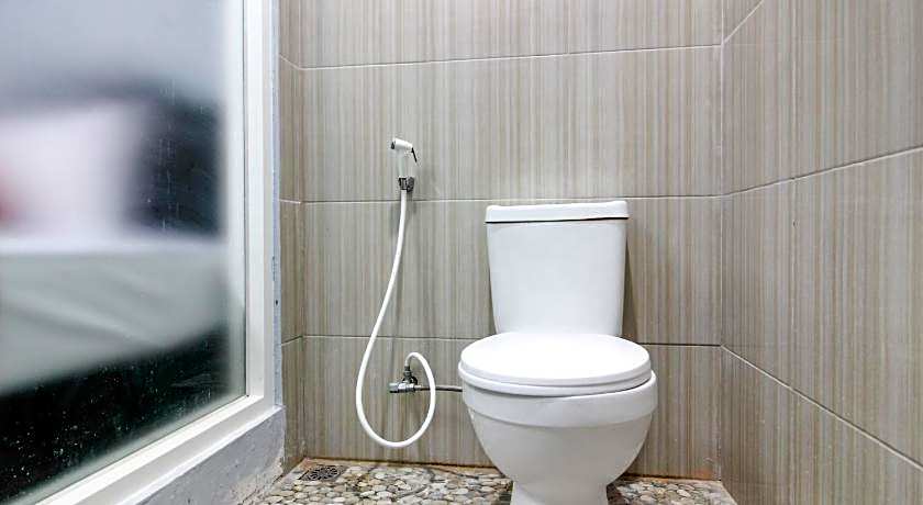 RedDoorz near Graha Saba UGM