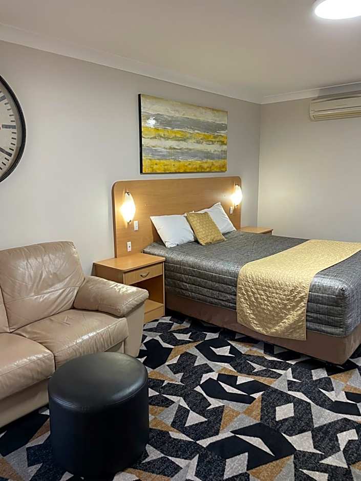 Cattlemans Country Motor Inn & Serviced Apartments