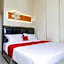 RedDoorz Plus @ Komplek ABC Batu Aji Batam