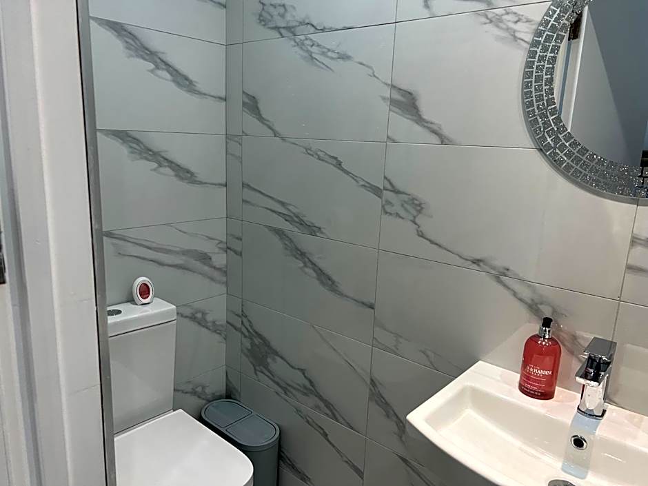 Belvue Serviced Apartment - Ealing Broadway