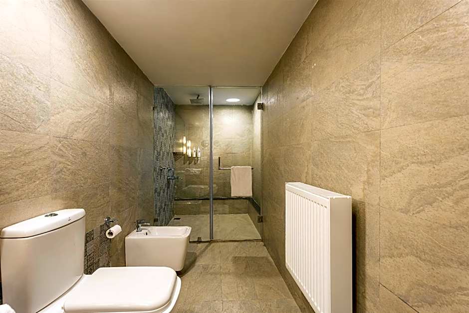 Country Inn & Suites by Radisson, Sonamarg