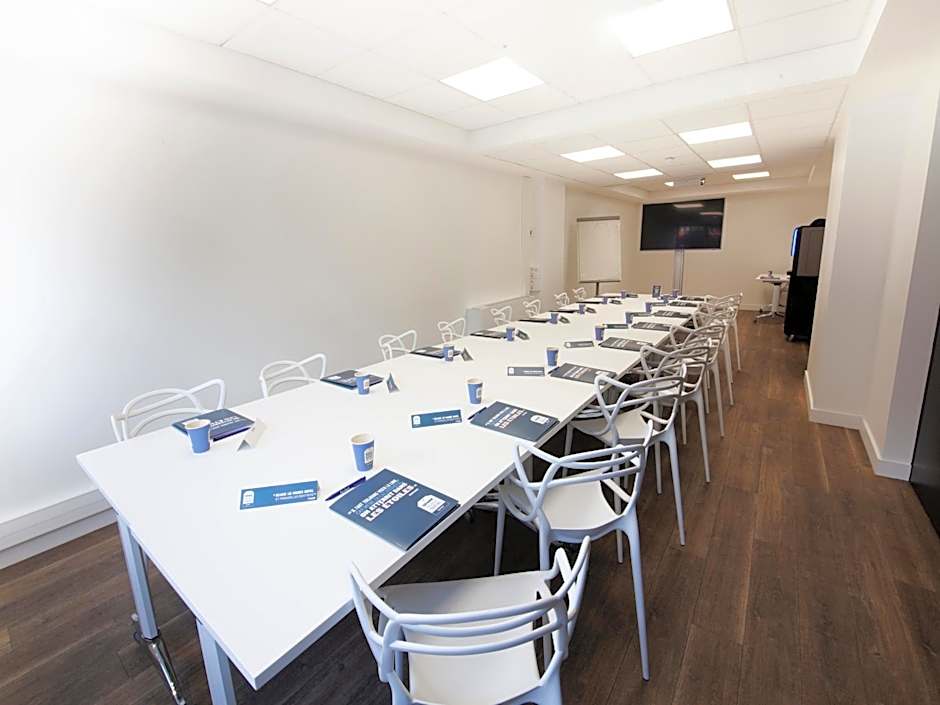 Kyriad Hotel Clermont Ferrand Centre