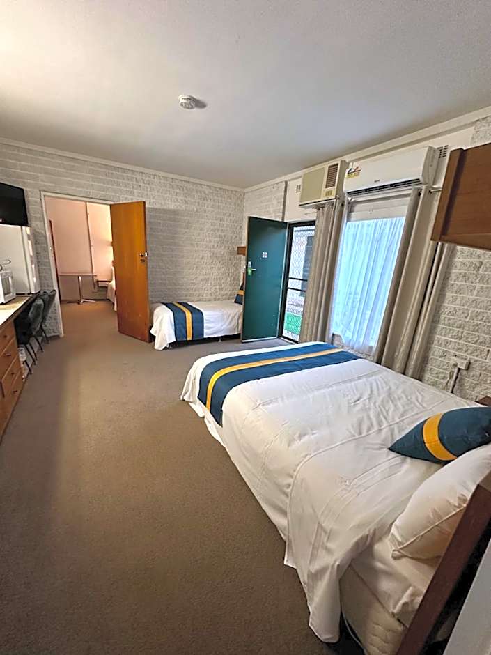 The Shamrock Hotel Balranald