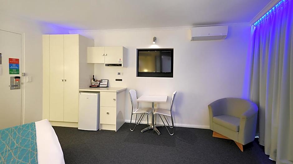 Atlantic Tower Motor Inn