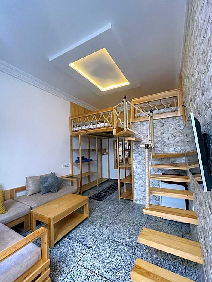 BIG BLUE guest house