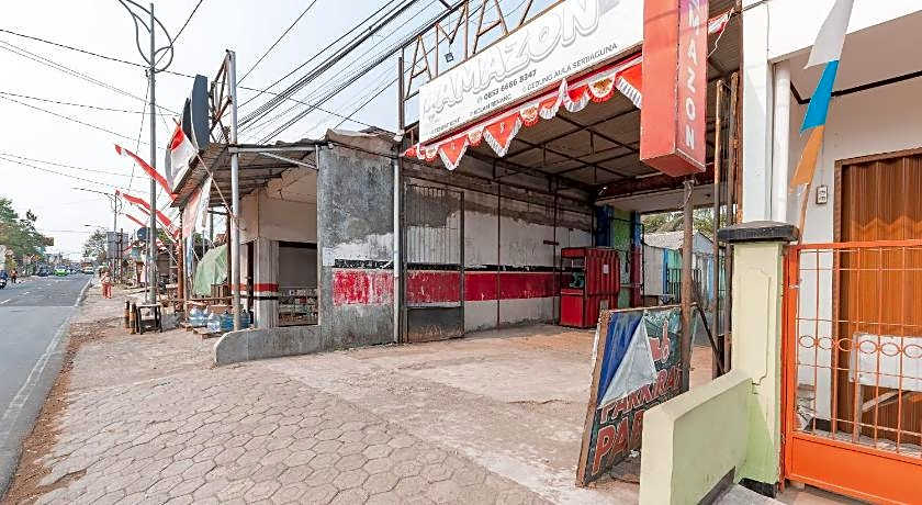 RedDoorz Syariah @ Cibadak Sukabumi