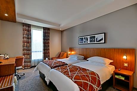 Twin Room - Non-Smoking