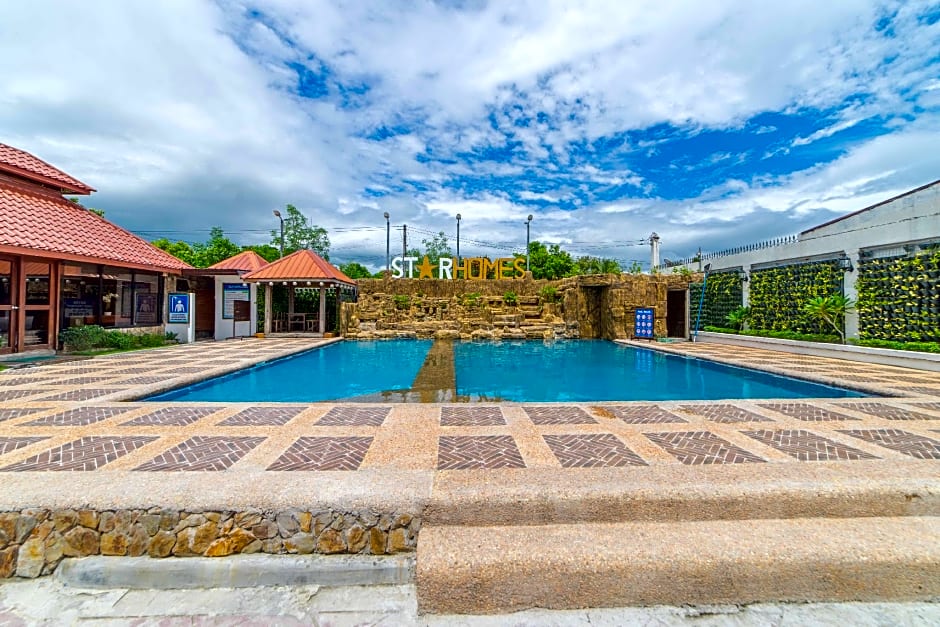 RedDoorz Plus @ Starhomes Olivianville