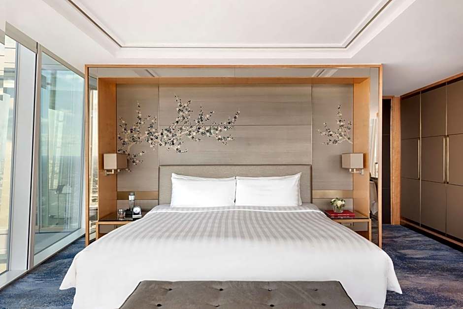 Shangri-La Hotel At The Shard, London