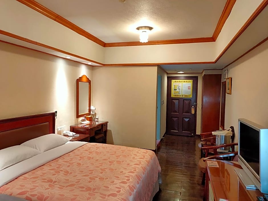 Sin Fu Business Hotel