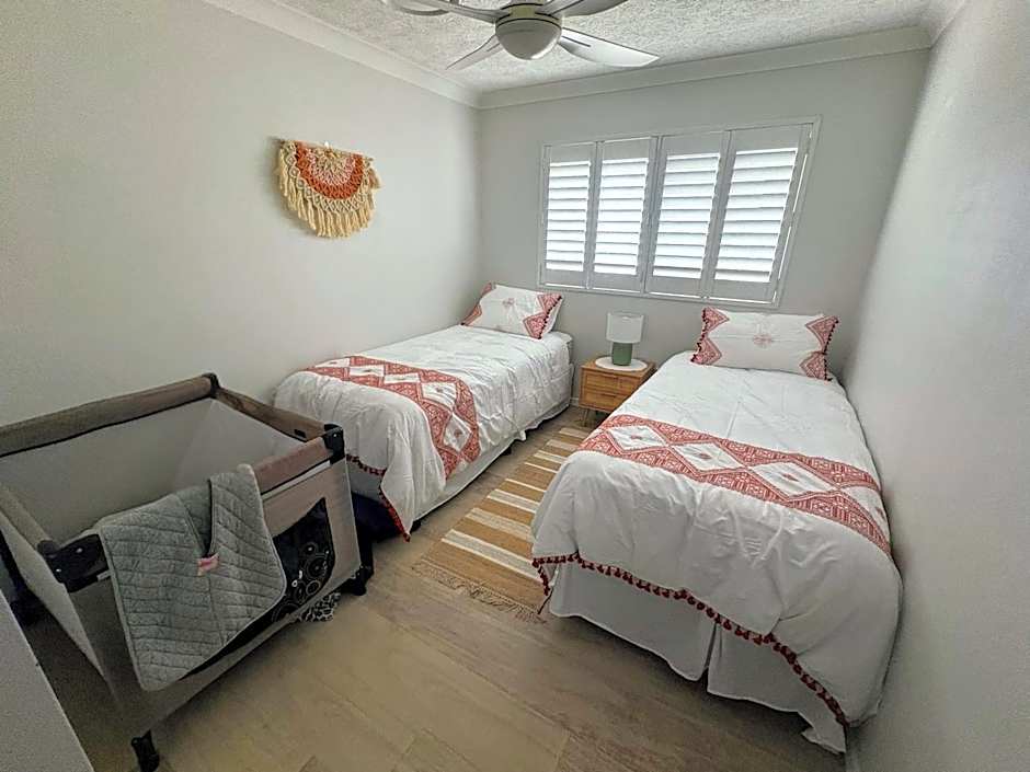 Oceanside Cove Holiday Apartments