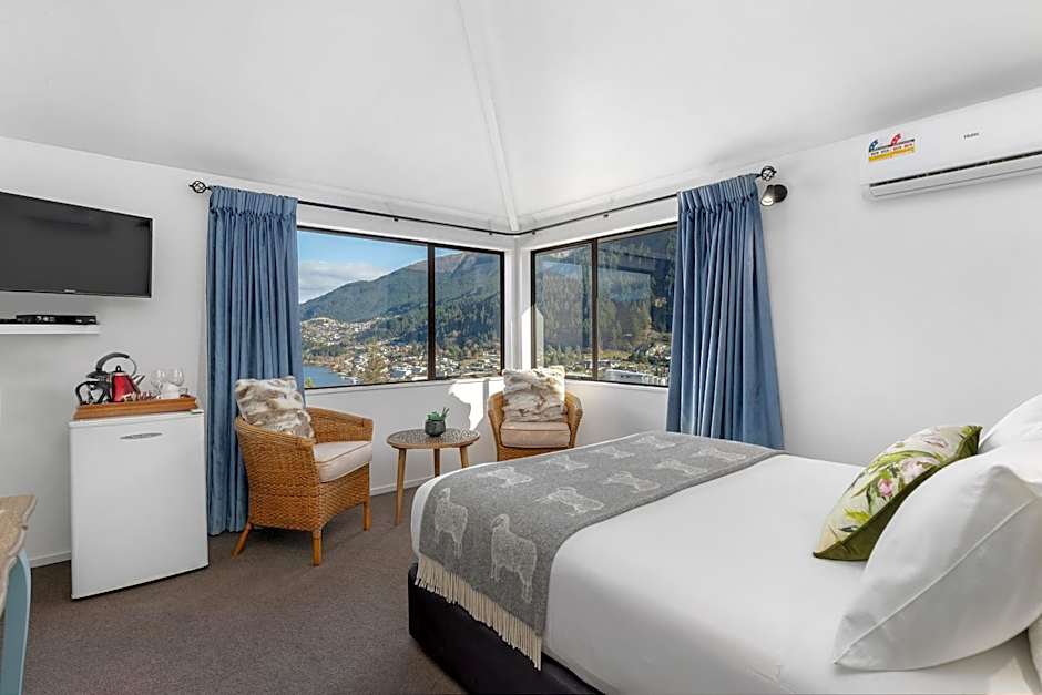 Balmoral Lodge