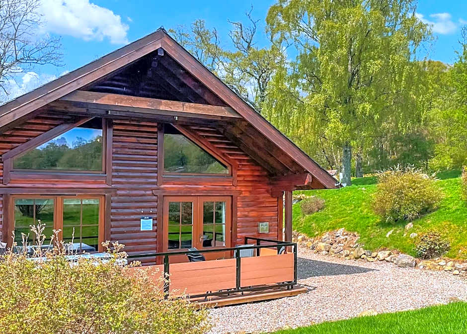Glen Clova Lodges