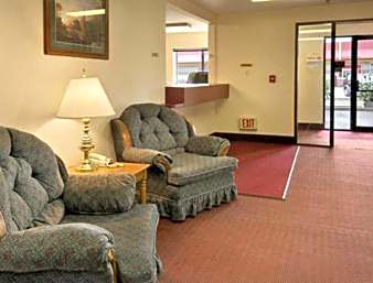 Econo Lodge El Paso, IL
