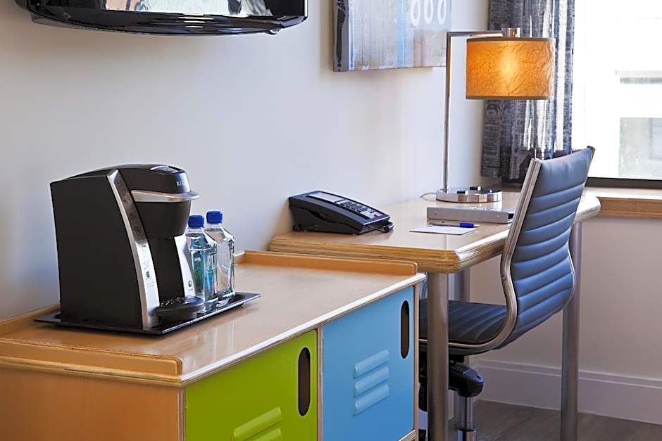 Arthouse Hotel New York (formerly NYLO NYC)
