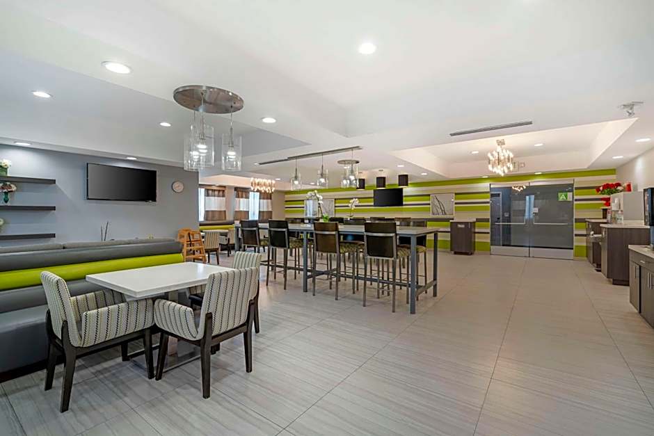 Best Western Plus Gardena Inn & Suites