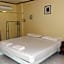 Jinta Hotel Nathon Beach