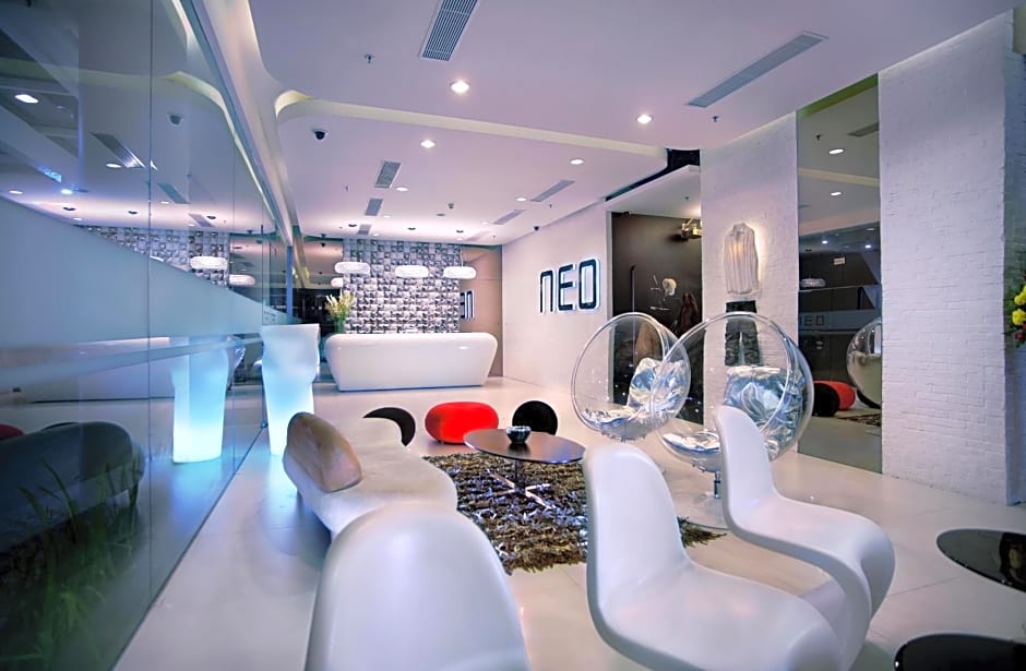 Neo Hotel Melawai by ASTON