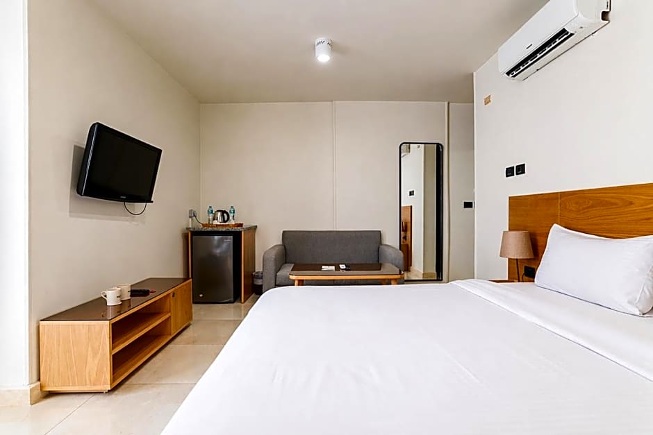 NewCity Hotel & Suites