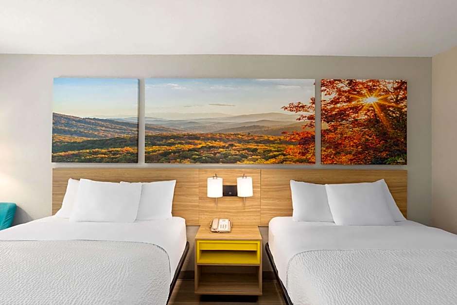 Days Inn by Wyndham Helen