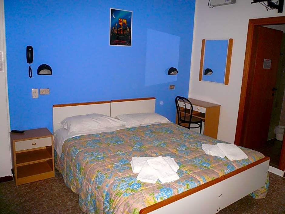 Hotel Pigalle