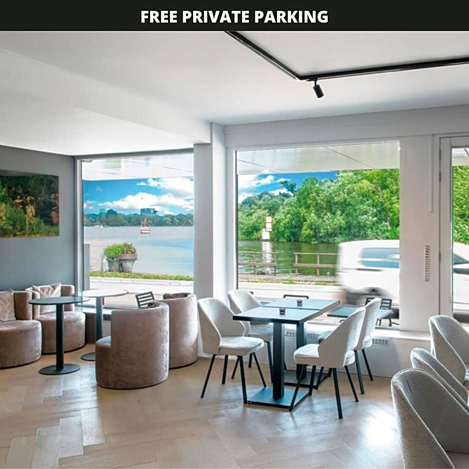 Amsterdam Lake Hotel