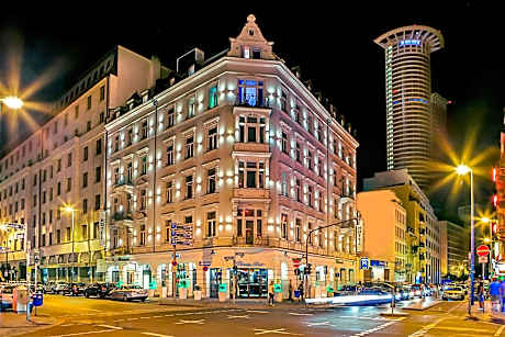 Grand Hotel Downtown