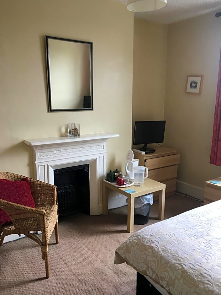 The Townhouse B and B free continental breakfast included