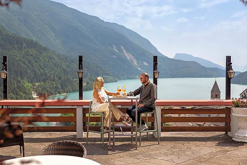 Hotel Londra Slow Living Molveno