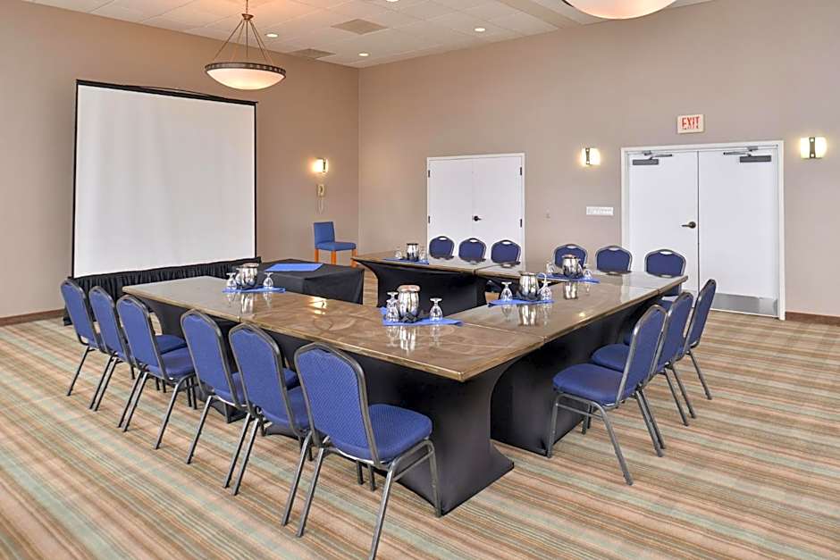 Holiday Inn Express Hotel & Suites Ventura Harbor By IHG