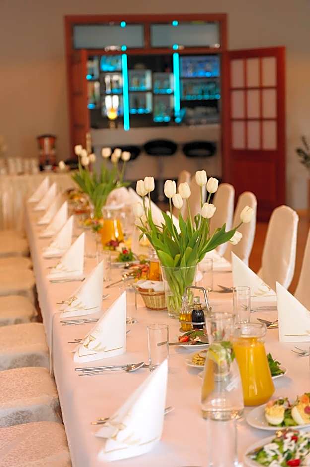 Hotel Chabrowy Dworek