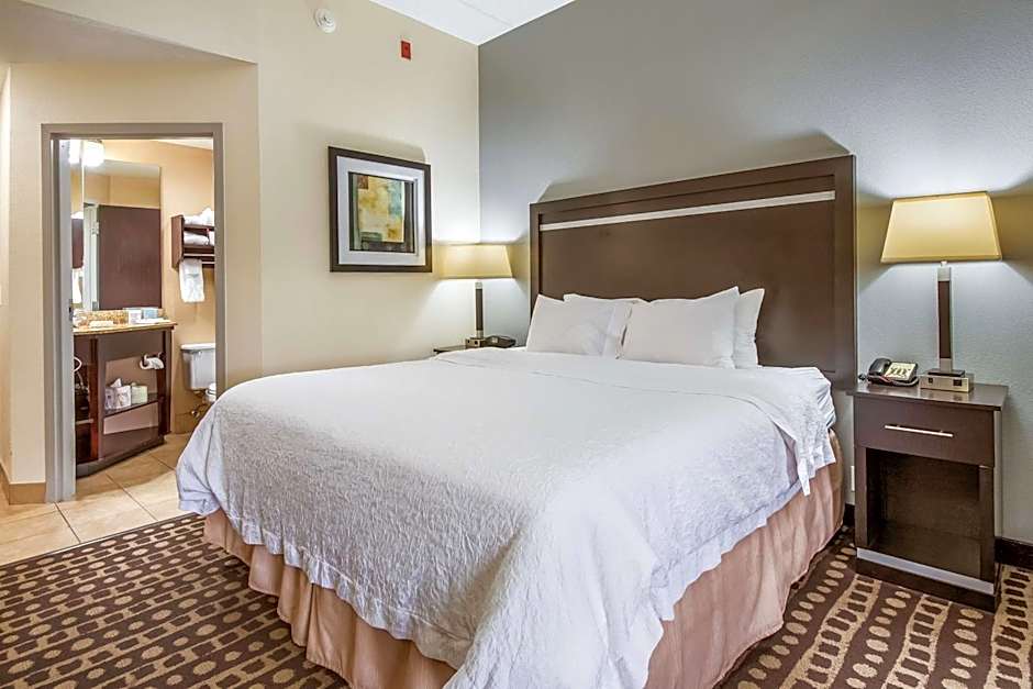 Hampton Inn By Hilton Columbus-West