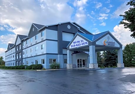 Comfort Inn & Suites Liverpool-Clay
