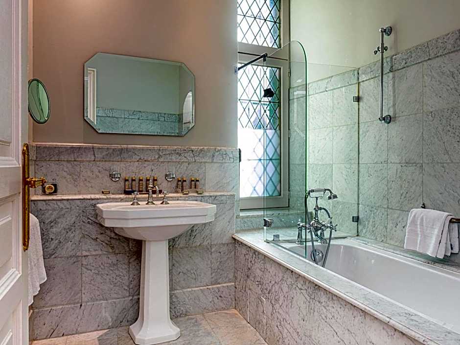 Hotel de la Cite Carcassonne - MGallery Collection