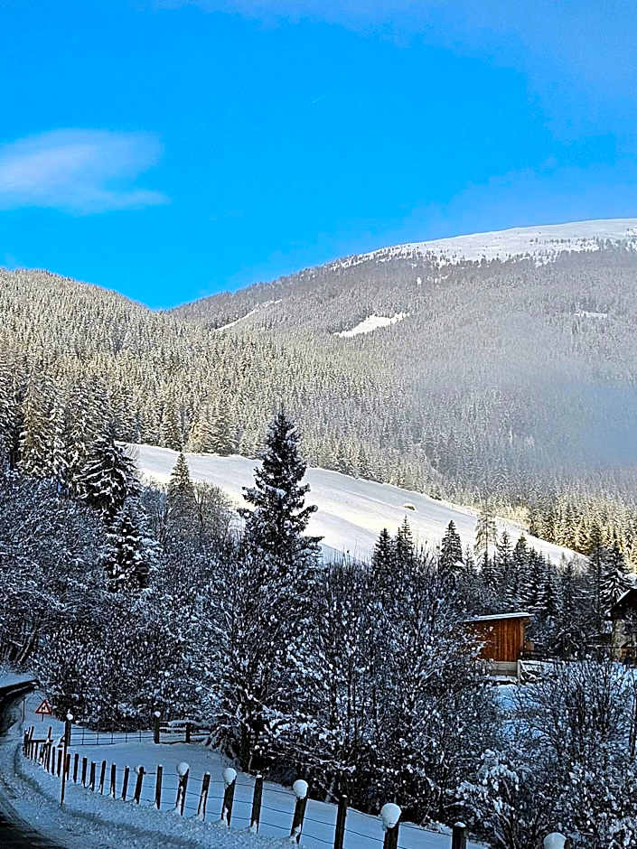 Landhotel Lacknerhof