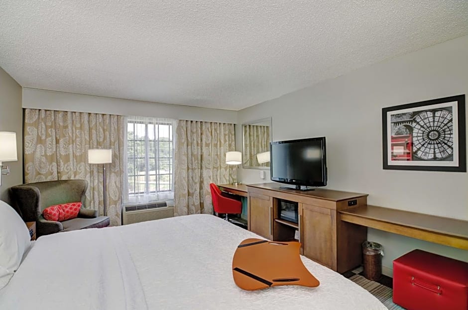 Hampton Inn By Hilton Salem