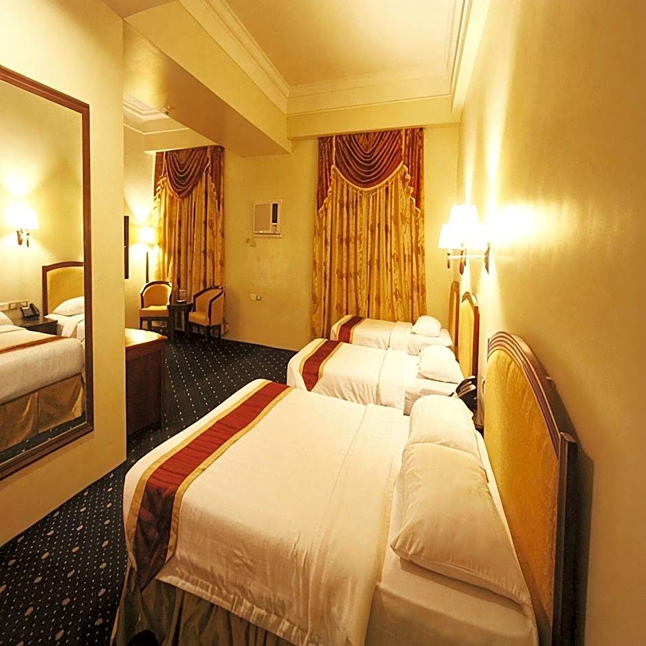 Sarrosa International Hotel And Residential Suites