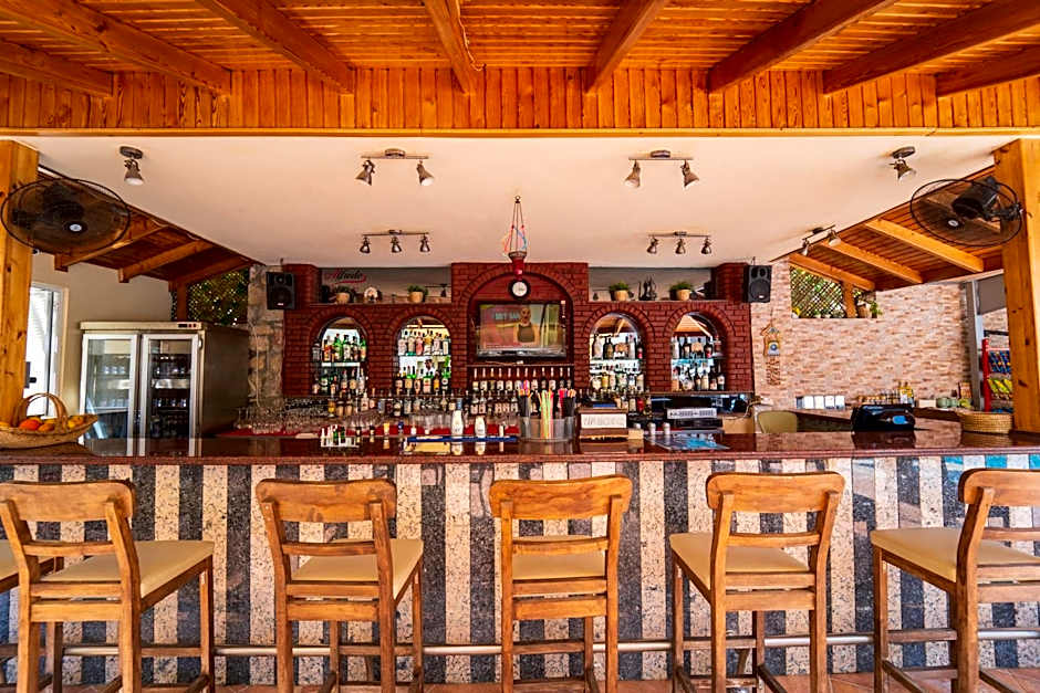 Belcehan Deluxe Hotel