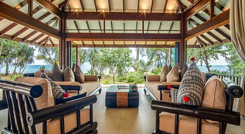 Koh Jum Beach Villas