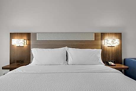 Standard King Room with Mobility Accessible Roll-In Shower