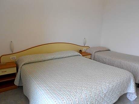 Triple Room with Balcony