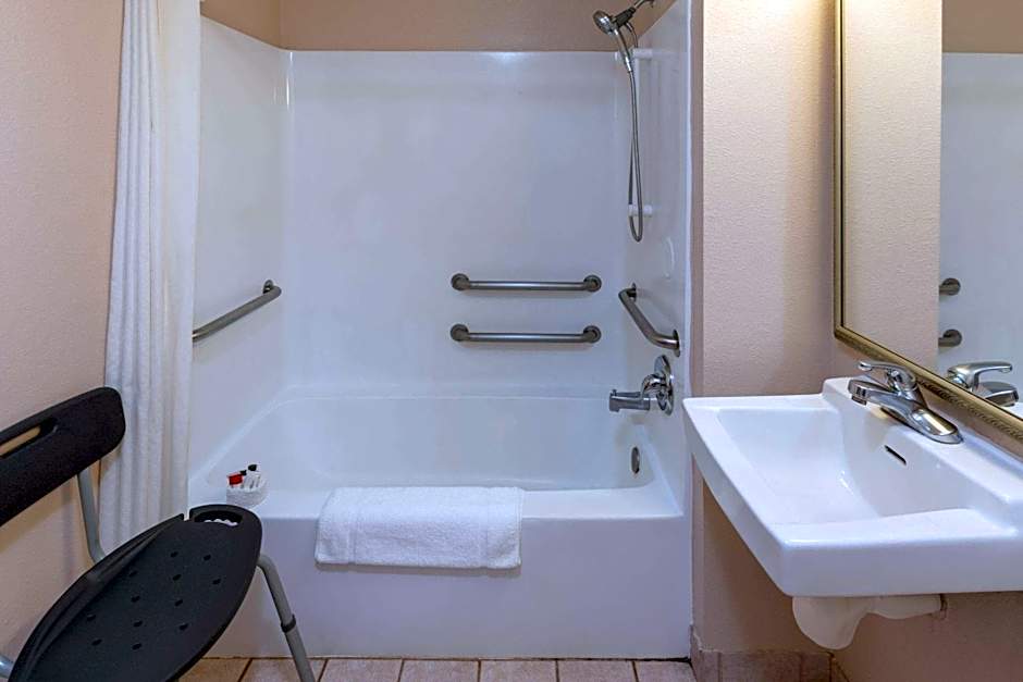 Super 8 by Wyndham Garland/Rowlett/East Dallas Area