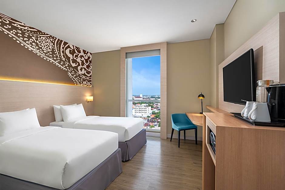 Mercure Solo